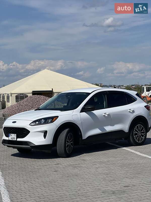 Внедорожник / Кроссовер Ford Escape 2022 в Ровно