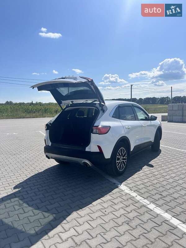 Внедорожник / Кроссовер Ford Escape 2022 в Ровно