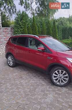 Внедорожник / Кроссовер Ford Escape 2018 в 