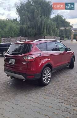 Внедорожник / Кроссовер Ford Escape 2018 в 