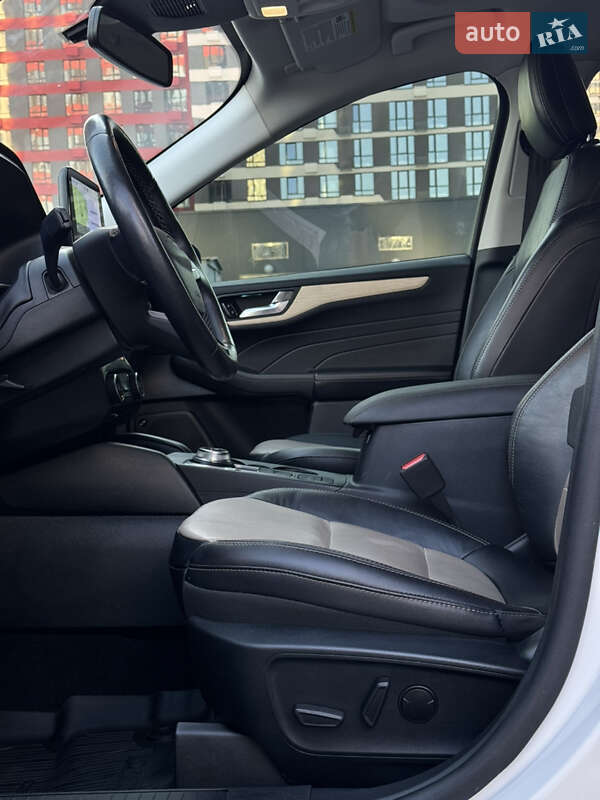 Внедорожник / Кроссовер Ford Escape 2021 в Киеве фото 31 Внедорожник / Кроссовер Ford Escape 2021 в Киеве