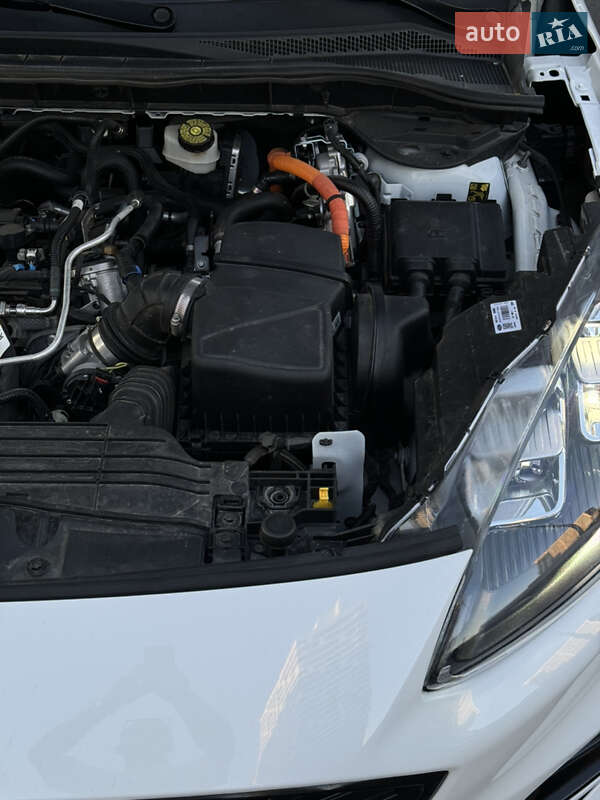 Внедорожник / Кроссовер Ford Escape 2021 в Киеве