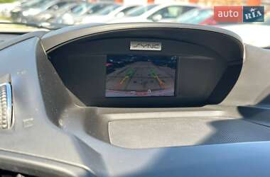 Внедорожник / Кроссовер Ford Escape 2016 в 