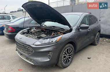 Внедорожник / Кроссовер Ford Escape 2022 в 