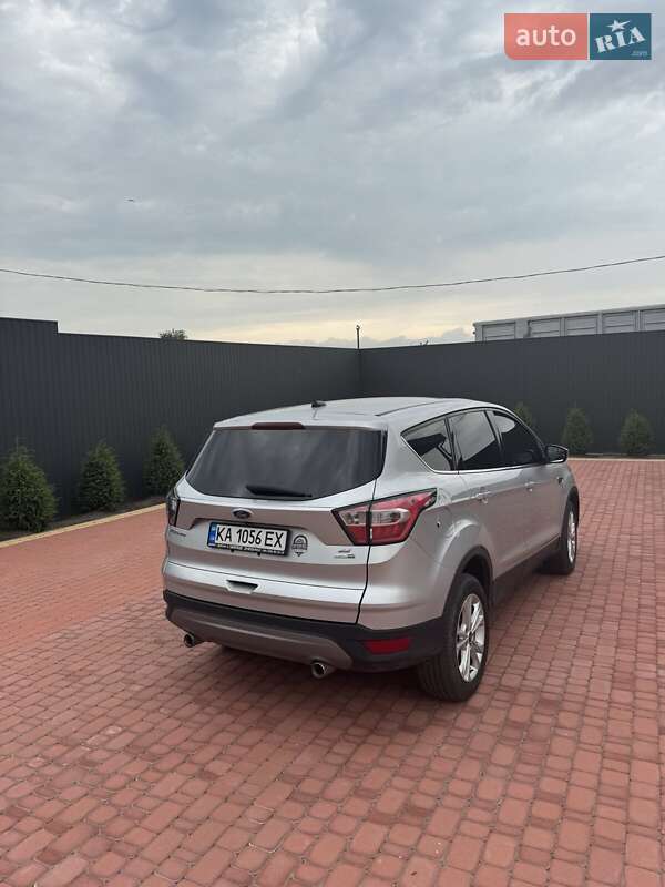 Внедорожник / Кроссовер Ford Escape 2017 в Жашкове фото 4 Внедорожник / Кроссовер Ford Escape 2017 в Жашкове