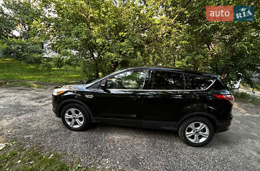 Внедорожник / Кроссовер Ford Escape 2015 в 