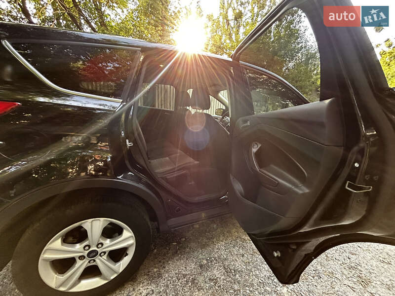 Внедорожник / Кроссовер Ford Escape 2015 в Киеве фото 25 Внедорожник / Кроссовер Ford Escape 2015 в Киеве