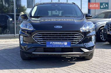 Внедорожник / Кроссовер Ford Escape 2020 в 