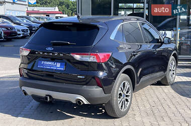 Внедорожник / Кроссовер Ford Escape 2020 в 