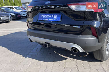 Внедорожник / Кроссовер Ford Escape 2020 в 