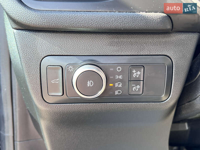 Внедорожник / Кроссовер Ford Escape 2020 в Нововолынске