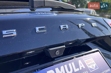 Внедорожник / Кроссовер Ford Escape 2020 в 