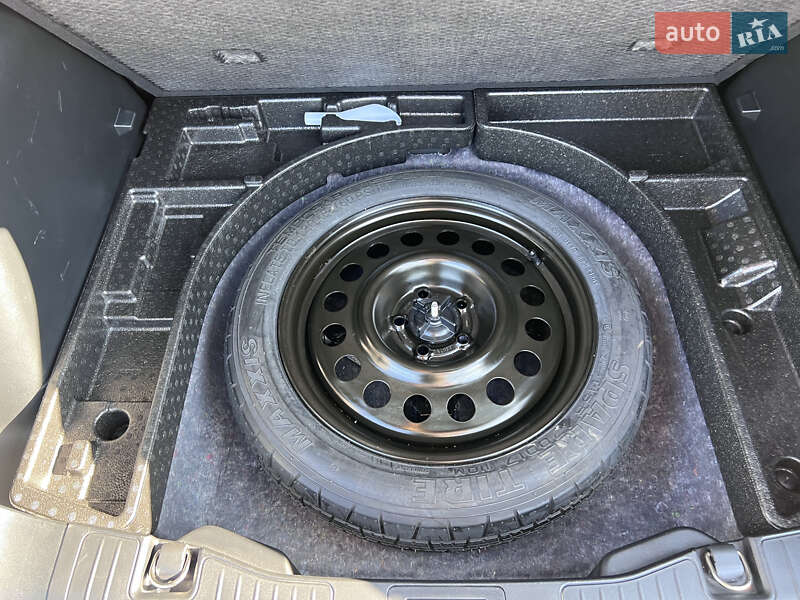 Внедорожник / Кроссовер Ford Escape 2020 в Нововолынске