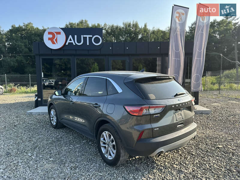 Позашляховик / Кросовер Ford Escape 2020 в Львові