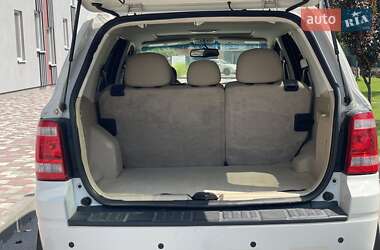 Внедорожник / Кроссовер Ford Escape 2012 в 