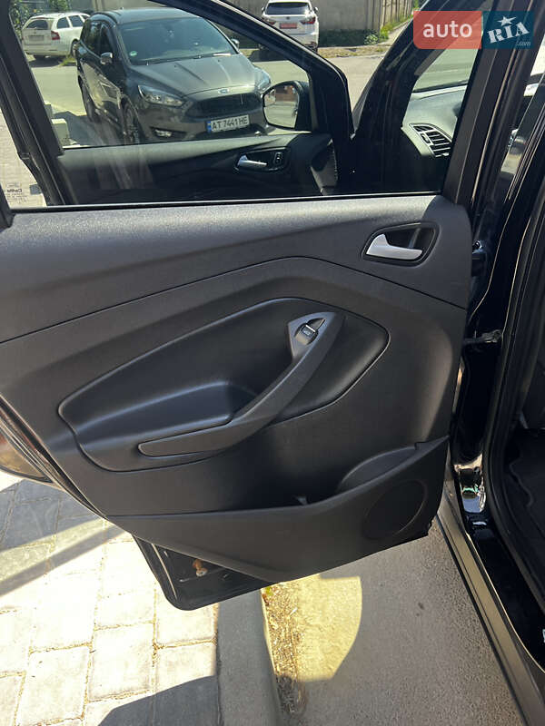 Внедорожник / Кроссовер Ford Escape 2019 в Ивано-Франковске фото 15 Внедорожник / Кроссовер Ford Escape 2019 в Ивано-Франковске