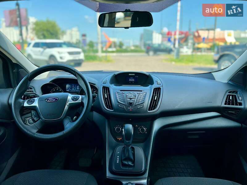 Внедорожник / Кроссовер Ford Escape 2015 в Киеве