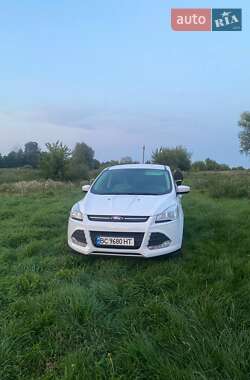 Внедорожник / Кроссовер Ford Escape 2014 в 
