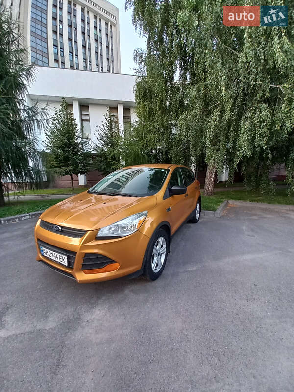 Внедорожник / Кроссовер Ford Escape 2016 в Виннице