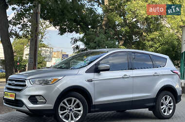 Внедорожник / Кроссовер Ford Escape 2017 в 