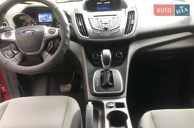 Внедорожник / Кроссовер Ford Escape 2013 в 