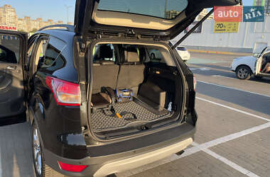 Внедорожник / Кроссовер Ford Escape 2014 в 