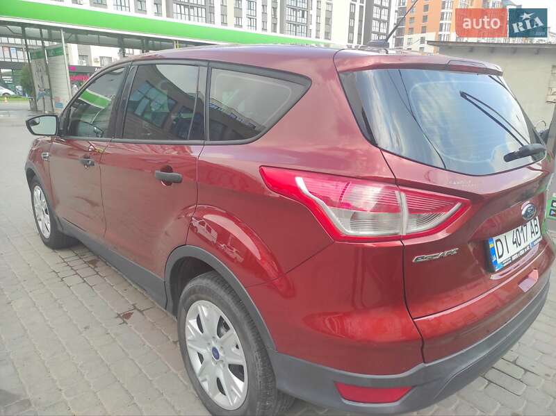 Внедорожник / Кроссовер Ford Escape 2014 в Ивано-Франковске