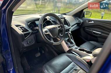 Внедорожник / Кроссовер Ford Escape 2013 в 