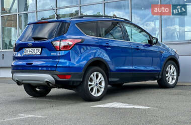 Внедорожник / Кроссовер Ford Escape 2018 в 