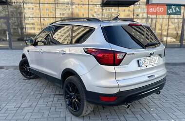 Внедорожник / Кроссовер Ford Escape 2019 в 
