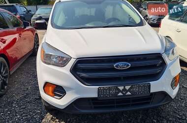 Позашляховик / Кросовер Ford Escape 2018 в Дніпрі