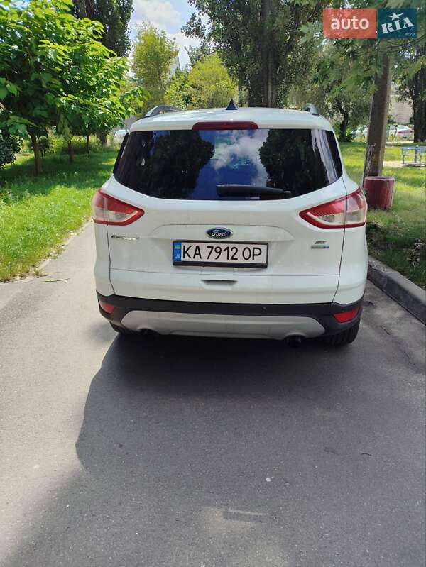Внедорожник / Кроссовер Ford Escape 2013 в Киеве