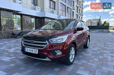 Позашляховик / Кросовер Ford Escape 2018 в Черкасах