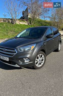 Позашляховик / Кросовер Ford Escape 2017 в Вінниці