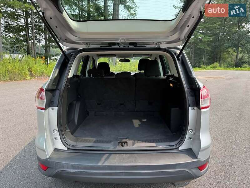 Внедорожник / Кроссовер Ford Escape 2015 в Виннице