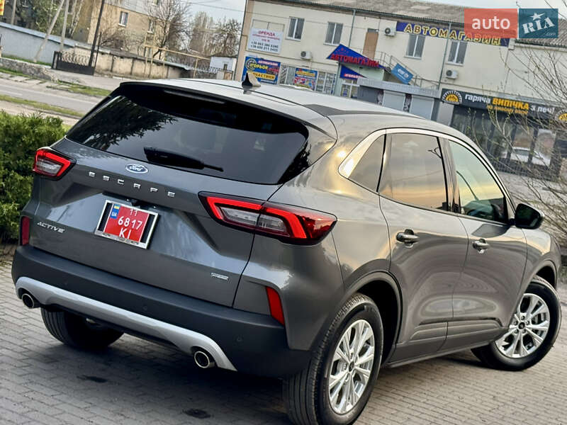 Внедорожник / Кроссовер Ford Escape 2023 в Днепре
