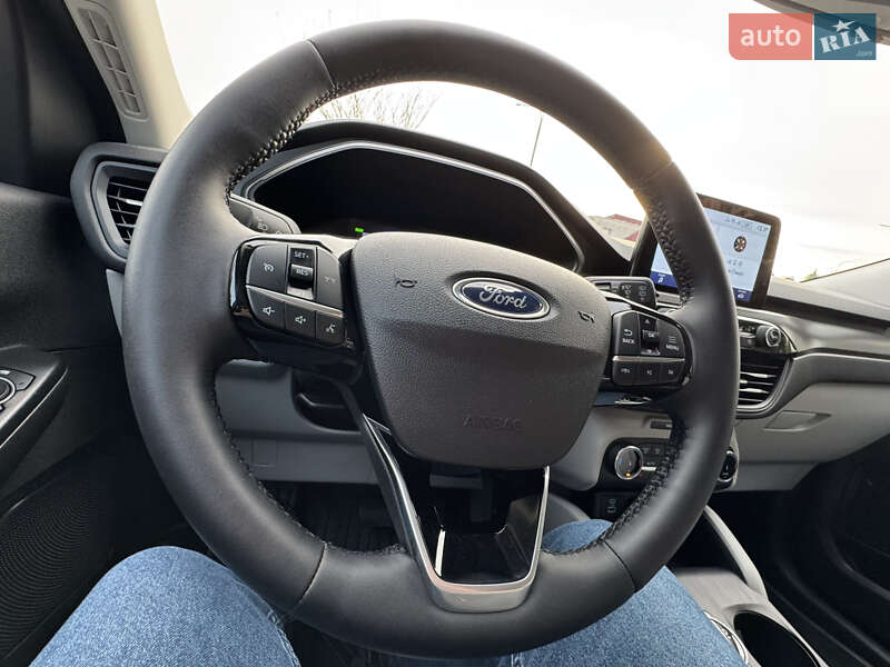 Внедорожник / Кроссовер Ford Escape 2023 в Днепре