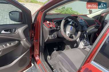 Внедорожник / Кроссовер Ford Escape 2014 в 
