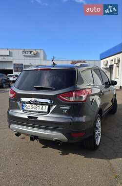Внедорожник / Кроссовер Ford Escape 2014 в 