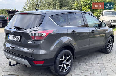 Внедорожник / Кроссовер Ford Escape 2016 в 
