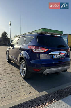 Внедорожник / Кроссовер Ford Escape 2014 в 