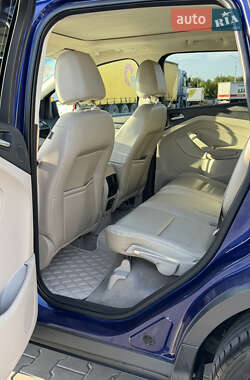 Внедорожник / Кроссовер Ford Escape 2014 в 