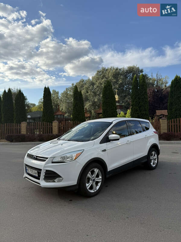 Внедорожник / Кроссовер Ford Escape 2013 в 
