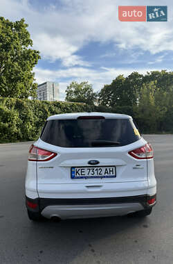 Внедорожник / Кроссовер Ford Escape 2013 в 