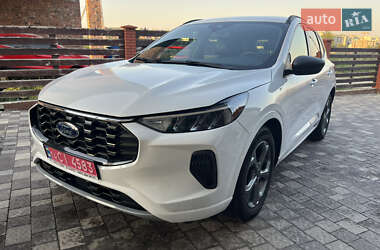 Внедорожник / Кроссовер Ford Escape 2023 в 