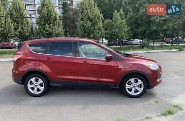 Внедорожник / Кроссовер Ford Escape 2014 в 