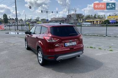 Внедорожник / Кроссовер Ford Escape 2014 в 