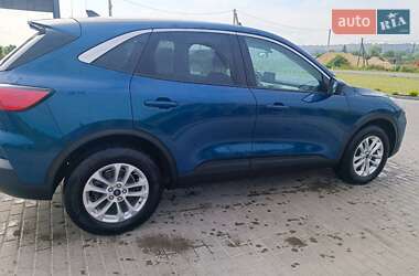 Внедорожник / Кроссовер Ford Escape 2019 в 