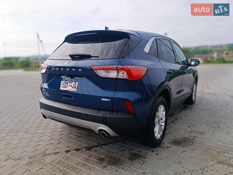 Внедорожник / Кроссовер Ford Escape 2019 в Золочеве