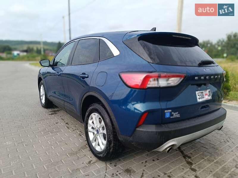Внедорожник / Кроссовер Ford Escape 2019 в Золочеве